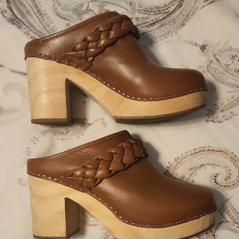 Dolce Vita HILA Saddle Brown Leather Clogs Mules with Braided Detail
